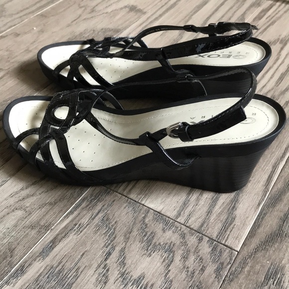 🌞🌻 Geox sandals size 7.5 - Picture 3 of 10